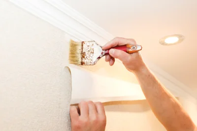 Pose de papier peint à Bruguières — revêtements muraux et toiles de verre